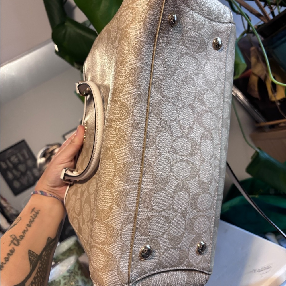 Coach Beige Signature Satchel - Picture 5 of 9